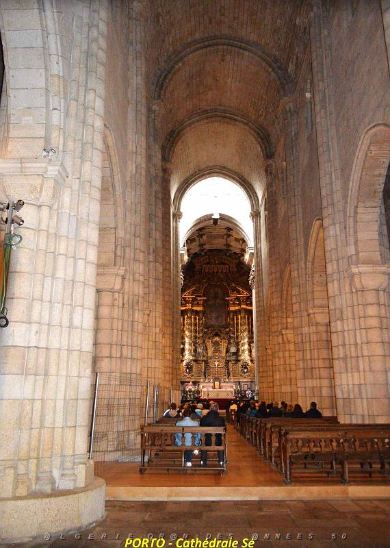 1729- Porto- Cathedrale.jpg